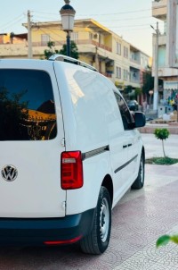 السيارات-النفعية-volkswagen-caddy-2019-trendline-مسيلة-المسيلة-الجزائر
