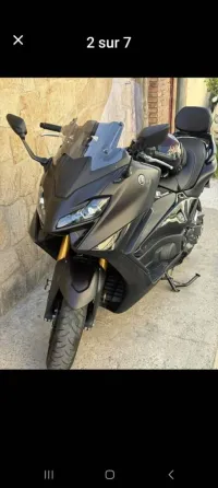 YAMAHA T-max 2022