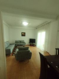 appartement-location-f4-alger-el-mouradia-algerie