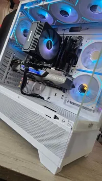 PC GAMER OFFER  بيسي قيمر