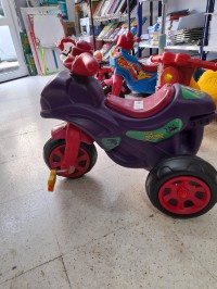 ألعاب-خارجية-moto-en-plastique-trois-roues-enfant-الحراش-الجزائر
