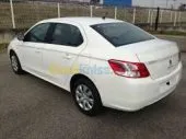 location vehicule / peugeaut 301 ESS