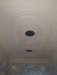 artisan dans le  plâtre