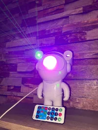 Projecteur d'astronaute galaxie Bleutooth avec télécommande