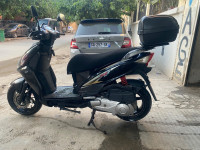 motos-et-scooters-cym-jet4-2017-bordj-el-kiffan-alger-algerie