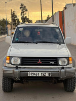 voitures-mitsubishi-pajero-court-1992-mostaganem-algerie