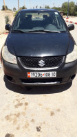 tout-terrain-suv-suzuki-sx4-2008-sour-el-ghouzlane-bouira-algerie