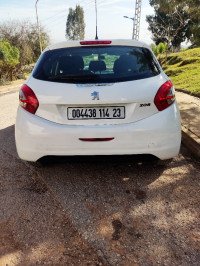 voitures-peugeot-208-2014-el-bouni-annaba-algerie