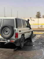 tout-terrain-suv-toyota-land-cruiser-2011-el-oued-algerie