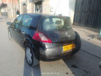 moyenne-berline-renault-megane-2-2004-bougara-blida-algerie