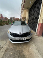 voitures-skoda-octavia-2019-business-dar-el-beida-alger-algerie