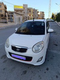 voitures-kia-picanto-2011-funny-constantine-algerie