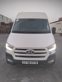 السيارات-النفعية-hyundai-h350-2017-الشرفة-البويرة-الجزائر