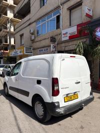 السيارات-النفعية-peugeot-partner-2010-باب-الزوار-الجزائر