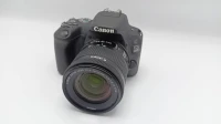 Canon 200d avec 2 objectifs