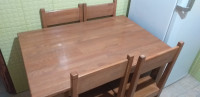 meubles-de-cuisine-table-bois-hetre-110-x-75-cm-avec-04-chaises-bordj-el-bahri-alger-algerie