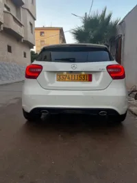 Mercedes Classe A 2015 180  Exclusif +