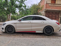 berline-mercedes-cla-2014-coupe-exclusif-amg-lakhdaria-bouira-algerie