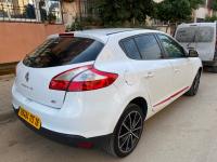 voitures-renault-megane-3-2015-new-play-bab-ezzouar-alger-algerie