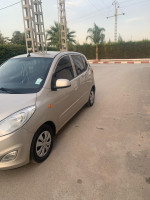 voitures-hyundai-i10-2013-gls-les-eucalyptus-alger-algerie