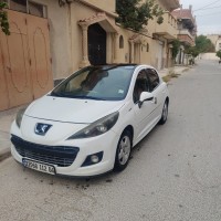 سيارات-peugeot-207-2012-allure-عين-البيضاء-أم-البواقي-الجزائر