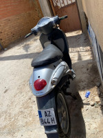 motos-scooters-piaggio-liberty-50-cc-4t-2015-algerie