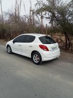 voitures-peugeot-207-2012-batna-algerie