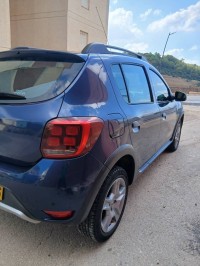 سيارات-dacia-sandero-2018-stepway-المعالمة-الجزائر