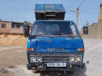 camion-toyota-b25-1984-khemis-el-khechna-boumerdes-algerie