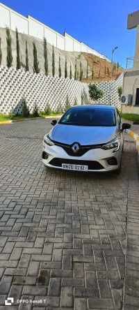 voitures-renault-clio-4-2022-exception-chlef-algerie