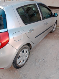 voitures-renault-clio-3-2011-draa-ben-khedda-tizi-ouzou-algerie