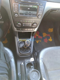 voitures-skoda-yeti-2014-elegance-hassi-rmel-laghouat-algerie