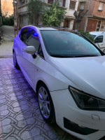 voitures-seat-ibiza-fr-2013-boumerdes-algerie