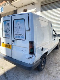 السيارات-النفعية-renault-express-1997-فريحة-تيزي-وزو-الجزائر