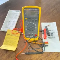Multimètre FLUKE 87 V
