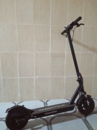 سكوترات-و-زلاجات-trottinette-electrique-الشرفة-البويرة-الجزائر