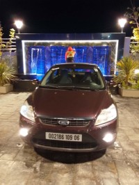 السيارات-النفعية-ford-focus-5-portes-2009-بجاية-الجزائر