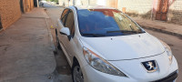 سيارة-صغيرة-peugeot-207-2012-allure-وهران-الجزائر