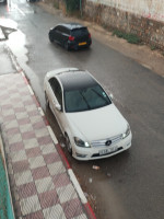 voitures-mercedes-classe-c-2011-batna-algerie