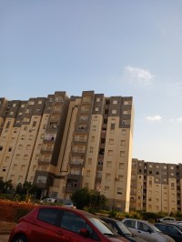 شقة-كراء-4-غرف-الجزائر-المعالمة