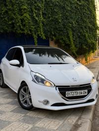 سيارات-peugeot-208-2014-allure-عين-البيضاء-أم-البواقي-الجزائر