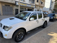 pickup-nissan-navara-2014-elegance-4x4-oran-algerie