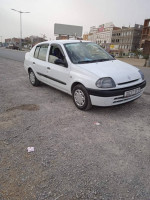 voitures-renault-clio-classique-2001-algerie