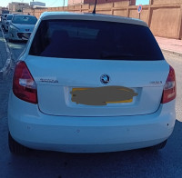 citadine-skoda-fabia-2015-fresh-kolea-tipaza-algerie