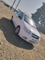 voitures-chevrolet-aveo-4-portes-2013-berrouaghia-medea-algerie