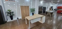 BUREAU OPERATEUR PIEDS BLANC ( IMPORTATION ) 