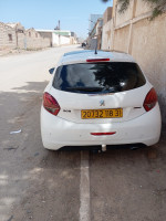 citadine-peugeot-208-2018-gt-line-misseghine-oran-algerie