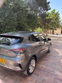 سيارات-renault-clio-5-2024-evolution-وهران-الجزائر