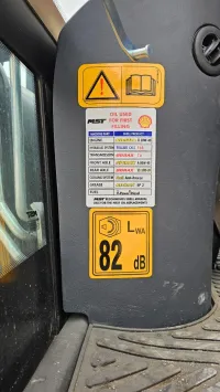 MST Rétro chargeur 2023