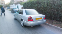 berline-mercedes-classe-c-1999-gue-de-constantine-alger-algerie